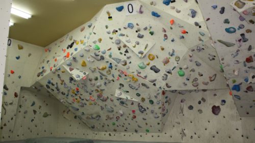 大阪府のクライミング施設「ロックオン クライミングジム」